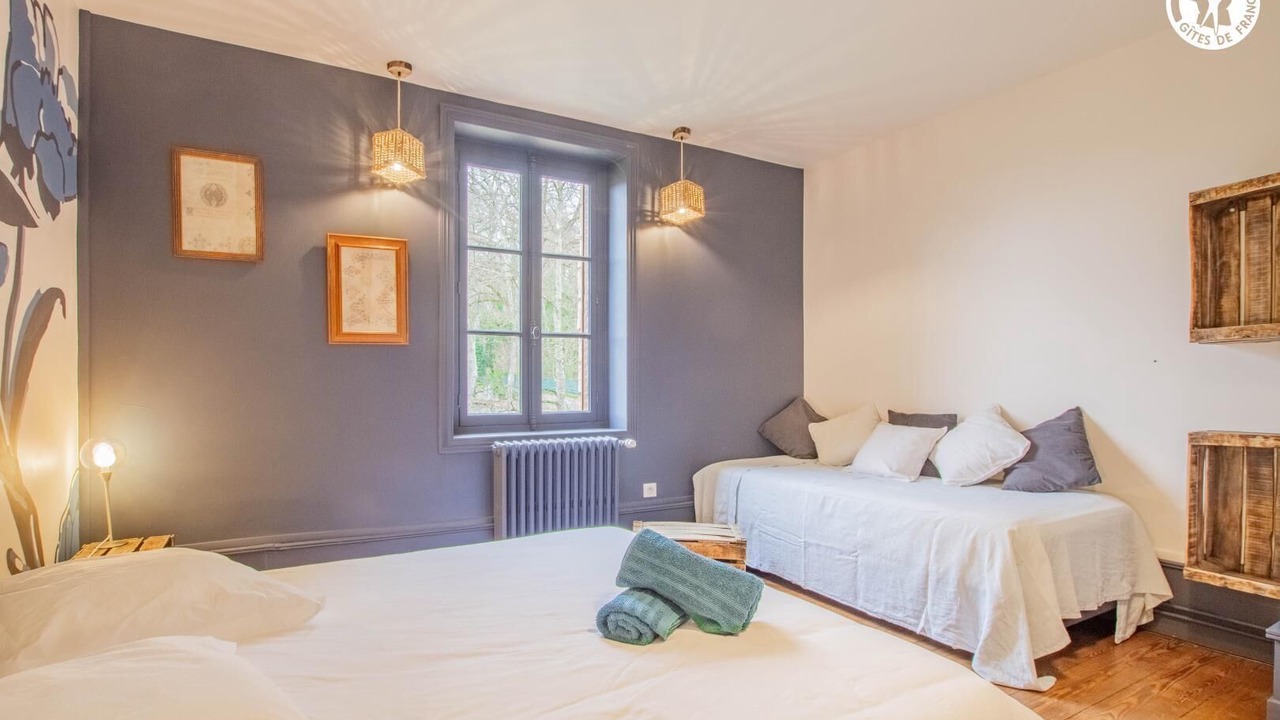 Photo of Bedroom in Chenay-le-Chatel