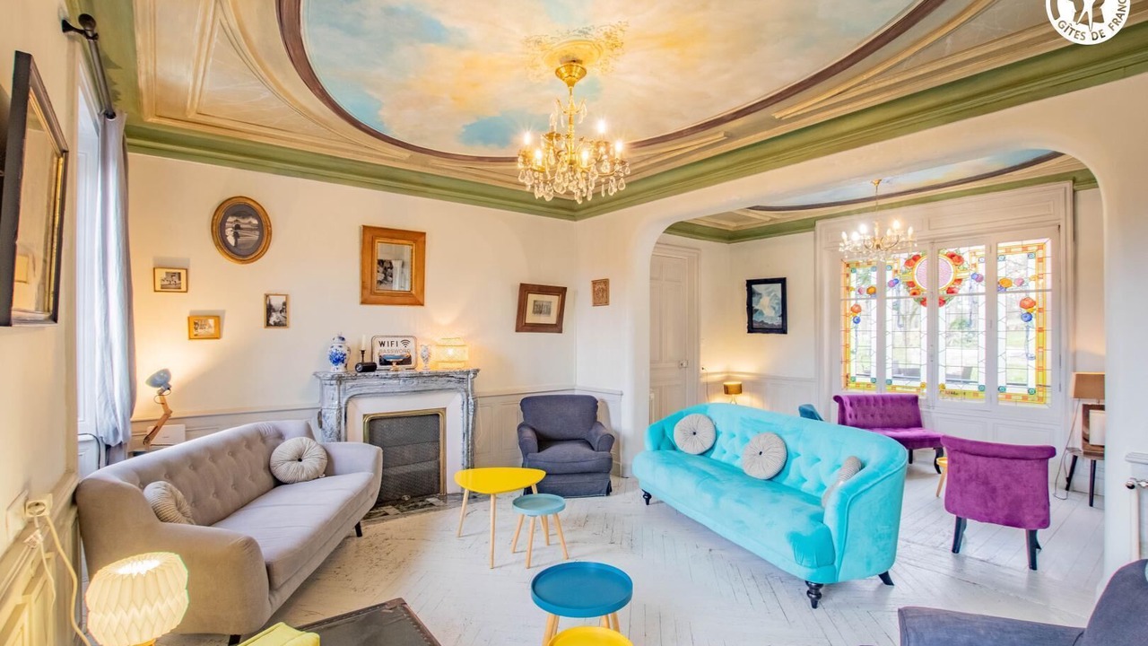 Photo of Livingroom in Chenay-le-Chatel