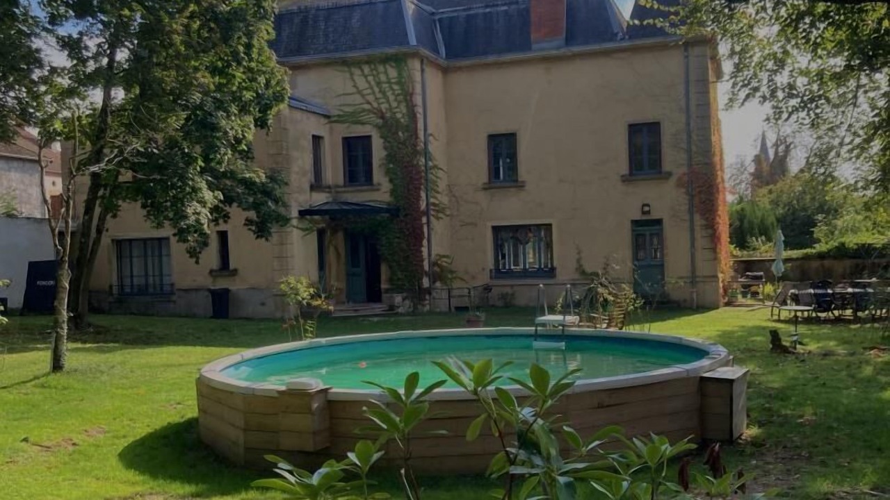 Photo of Outdoor in Chenay-le-Chatel