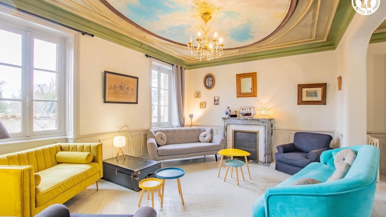 Photo of Livingroom in Chenay-le-Chatel