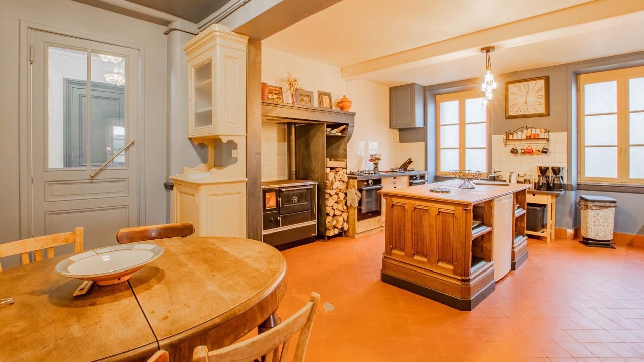 Photo of Kitchen in Chenay-le-Chatel