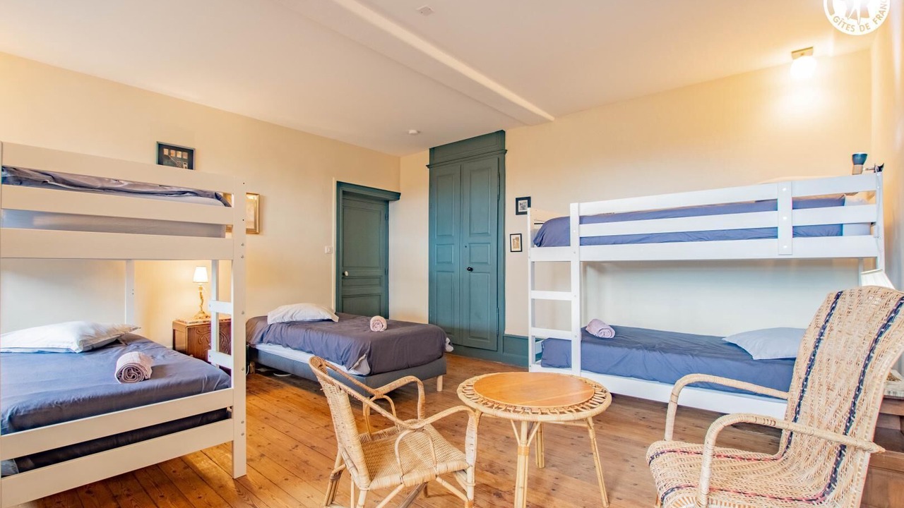 Photo of Bedroom in Chenay-le-Chatel
