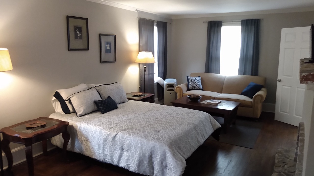 Photo of Bedroom in Matthews
