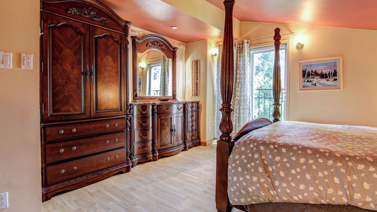 Photo of Bedroom in Saint-Henri-de-Taillon