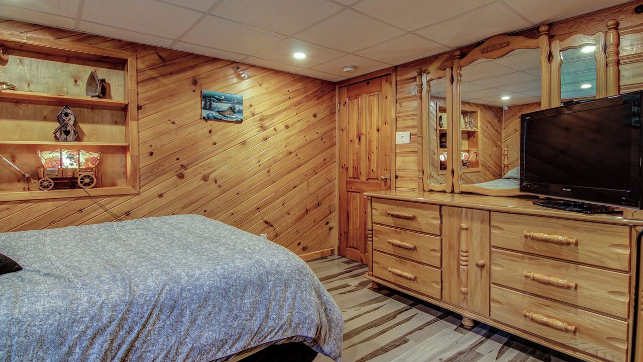 Photo of Bedroom in Saint-Henri-de-Taillon