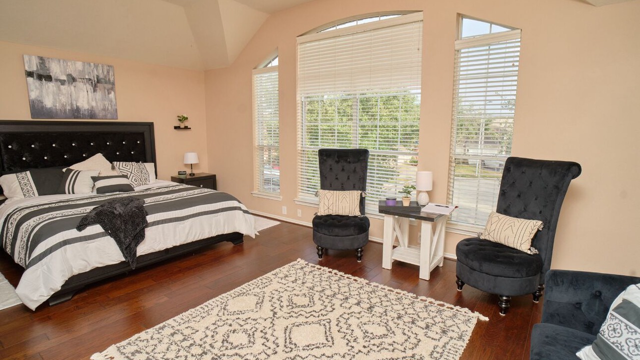 Photo of Bedroom in Louetta