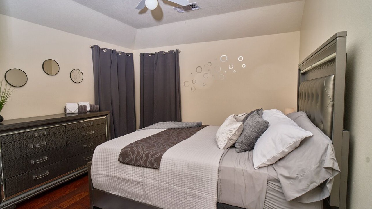 Photo of Bedroom in Louetta