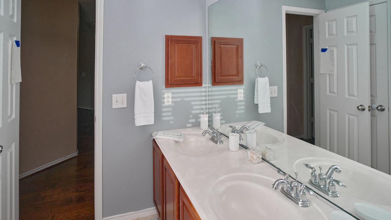 Photo of Bathroom in Louetta