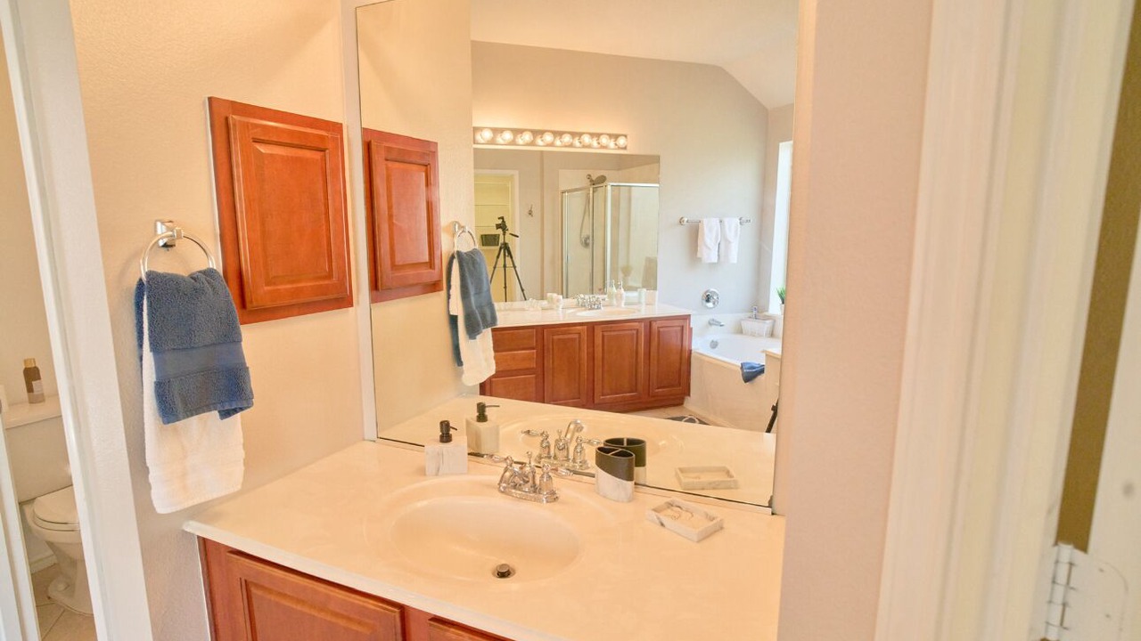 Photo of Bathroom in Louetta
