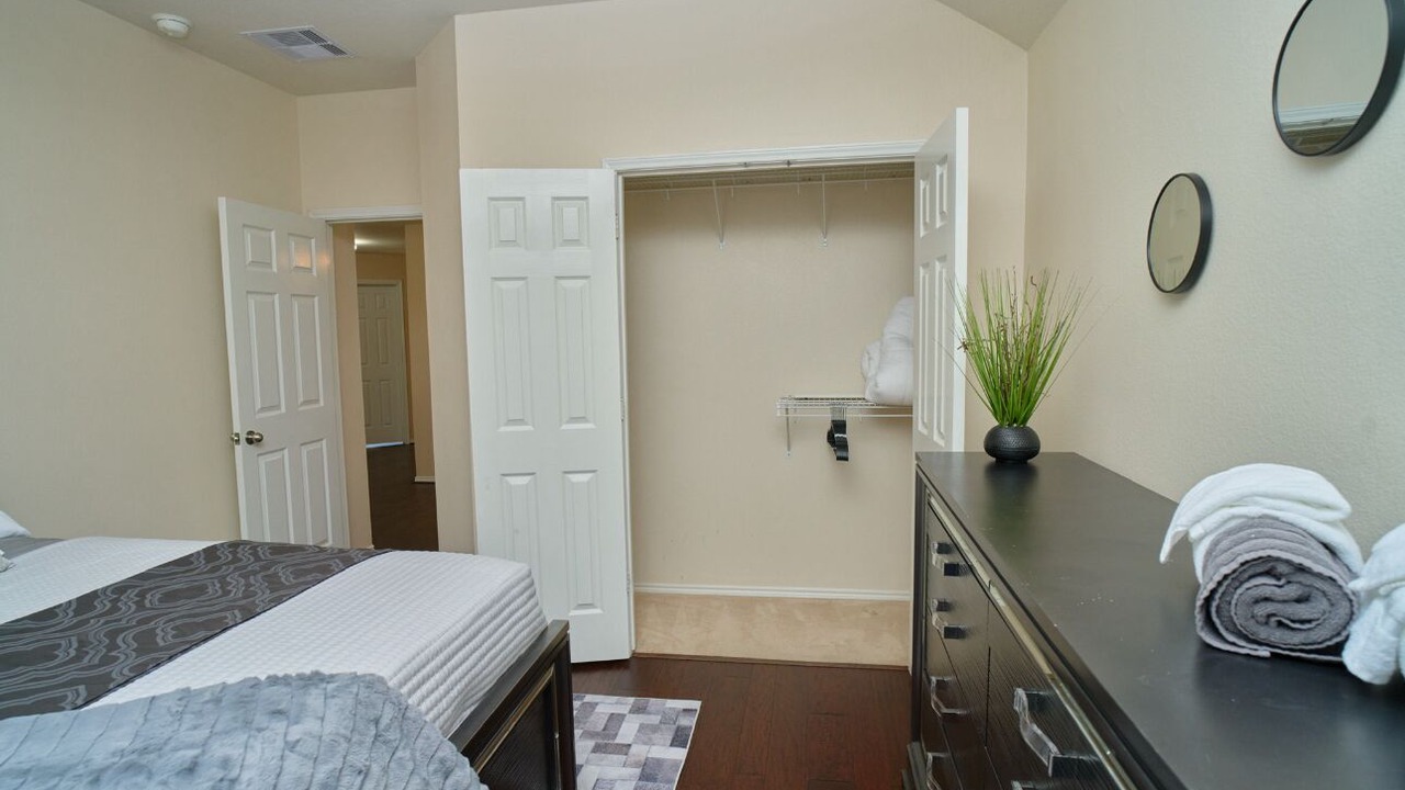 Photo of Bedroom in Louetta