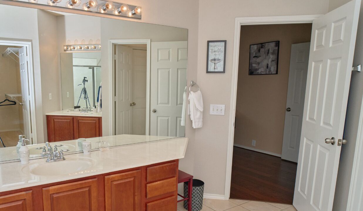 Photo of Bathroom in Louetta