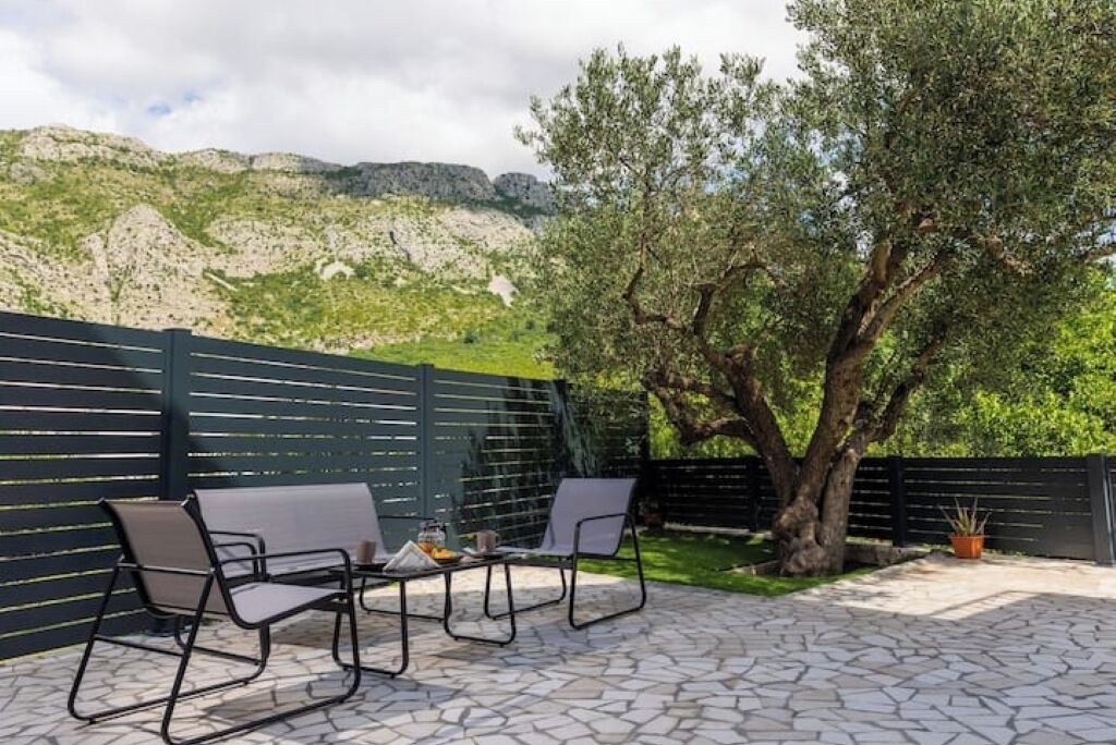 Photo of Patio Balcony in Rozat
