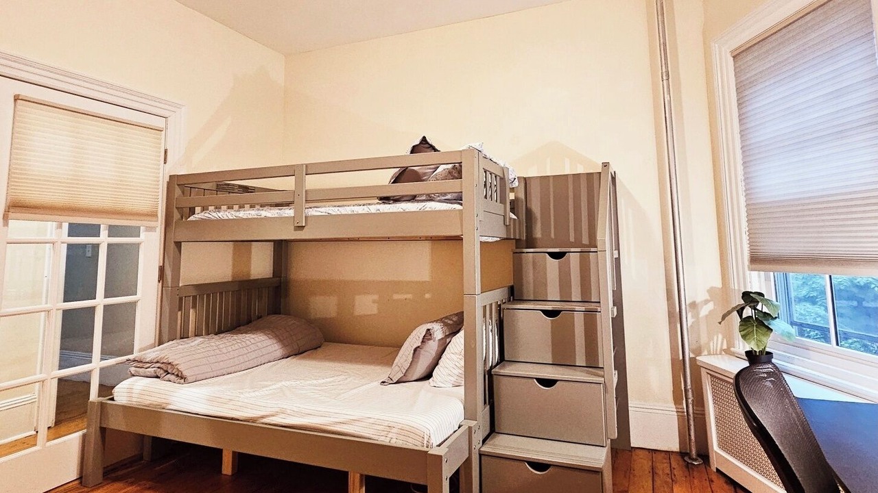 Photo of Bedroom in Mid-Cambridge