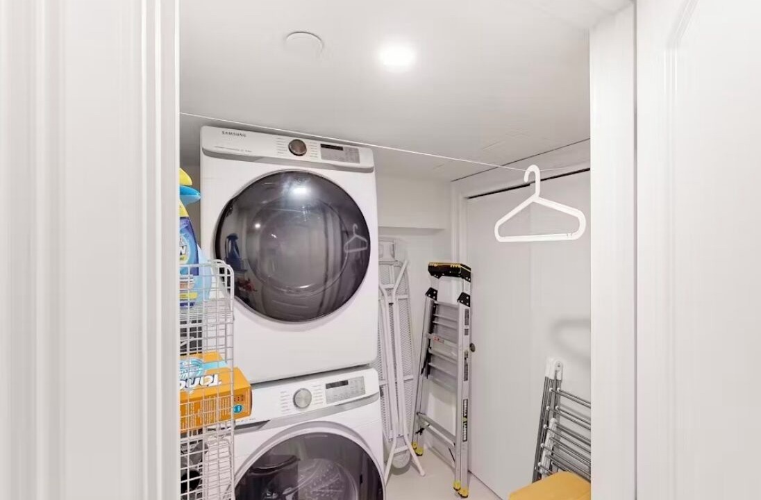 Photo of Others in Jeffries Point