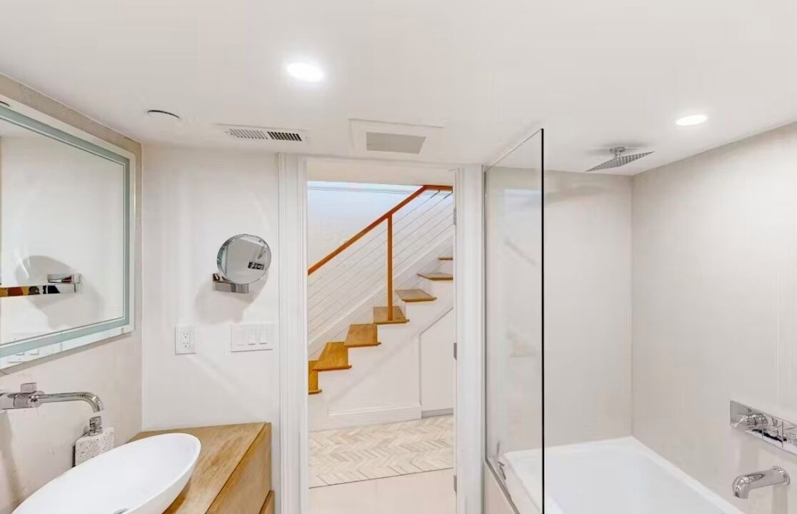 Photo of Bathroom in Jeffries Point