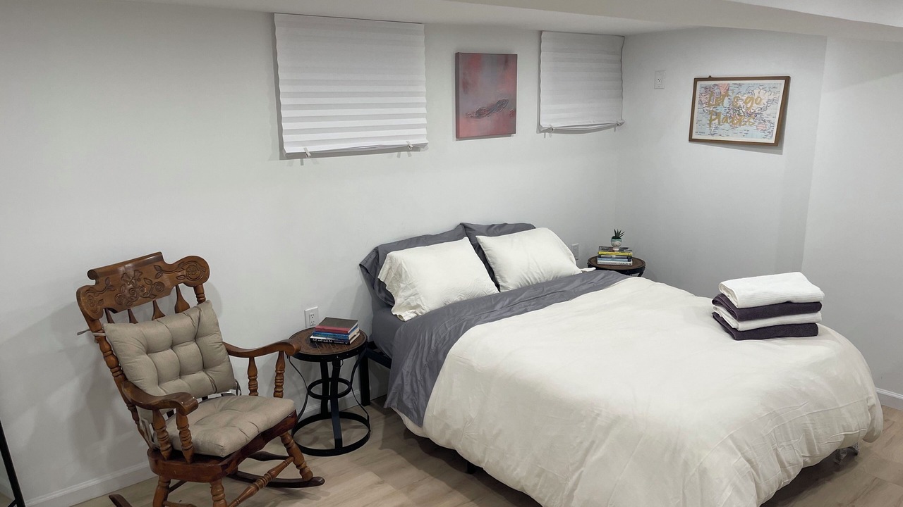 Photo of Bedroom in Astoria Heights