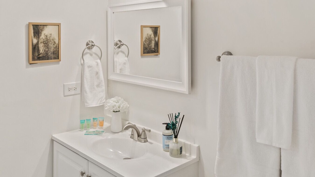 Photo of Bathroom in Waukegan