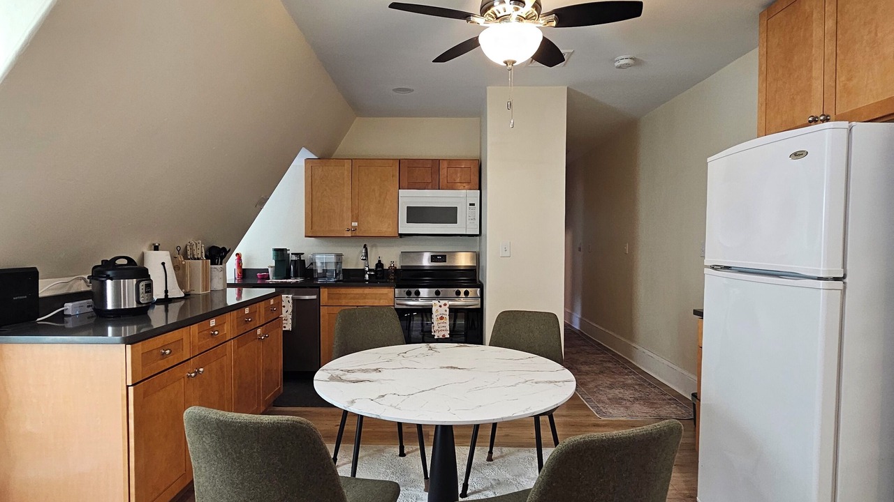 Photo of Others in Mid-Cambridge