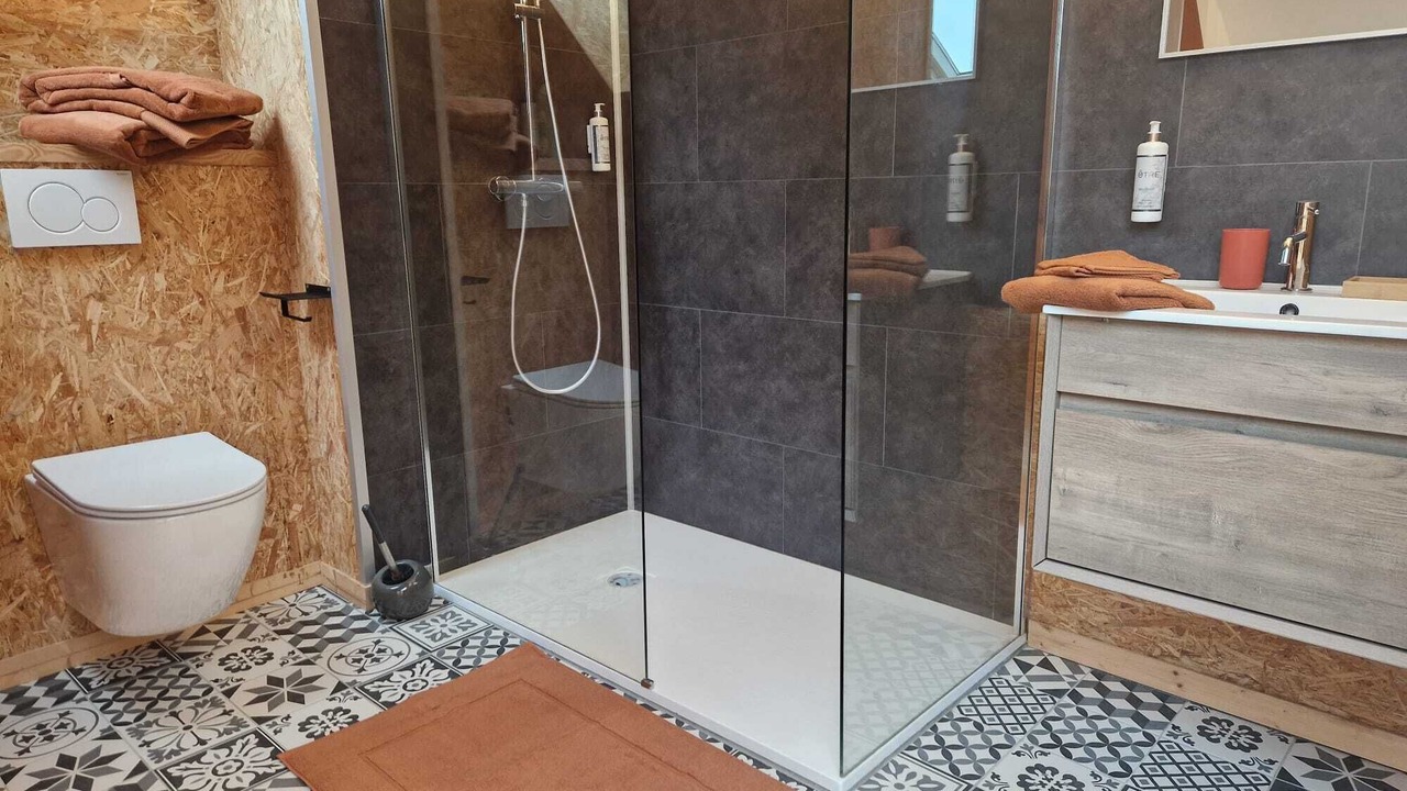 Photo of Bathroom in Dernier Sou