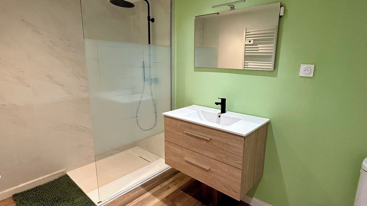 Photo of Bathroom in Celas