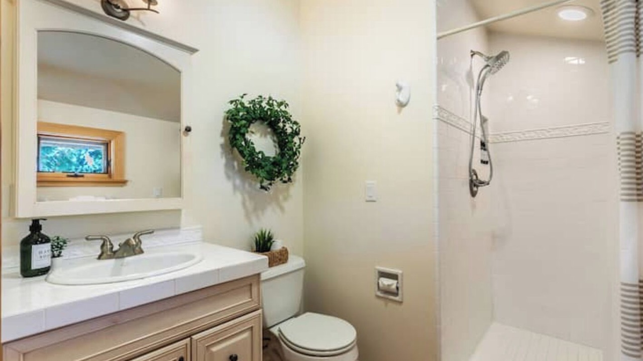 Photo of Bathroom in Talmont