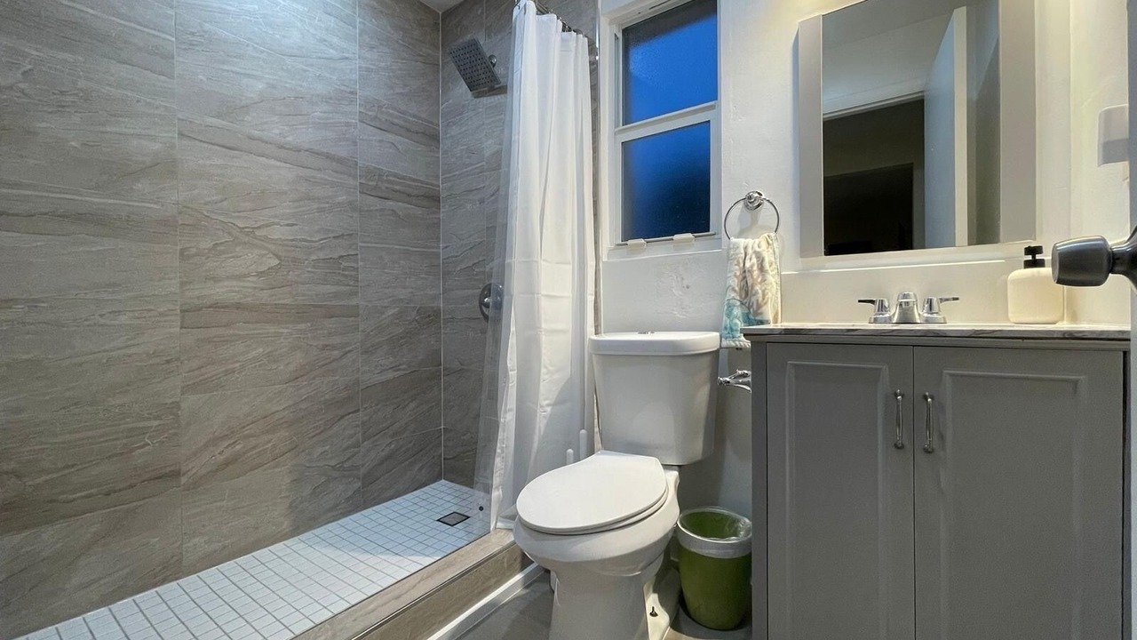 Photo of Bathroom in Douglas