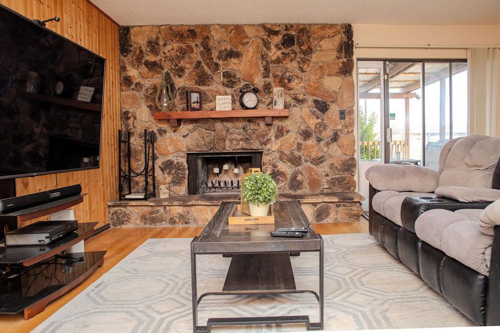 Photo of Livingroom in Taylor Ranch