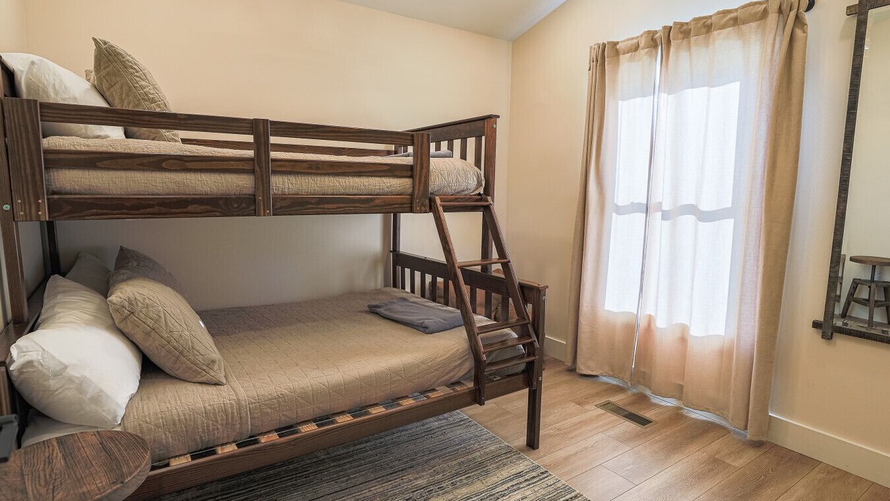 Photo of Bedroom in Timberline
