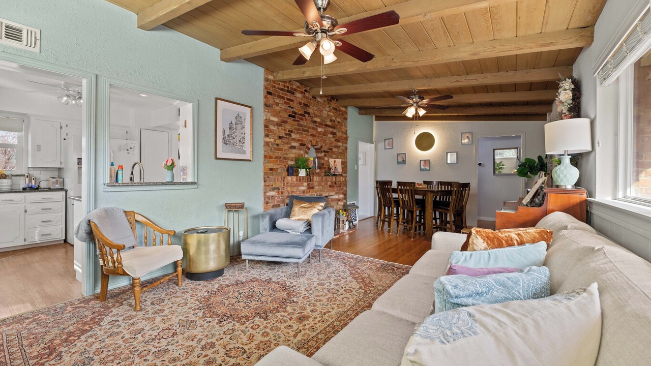 Photo of Livingroom in Dallas