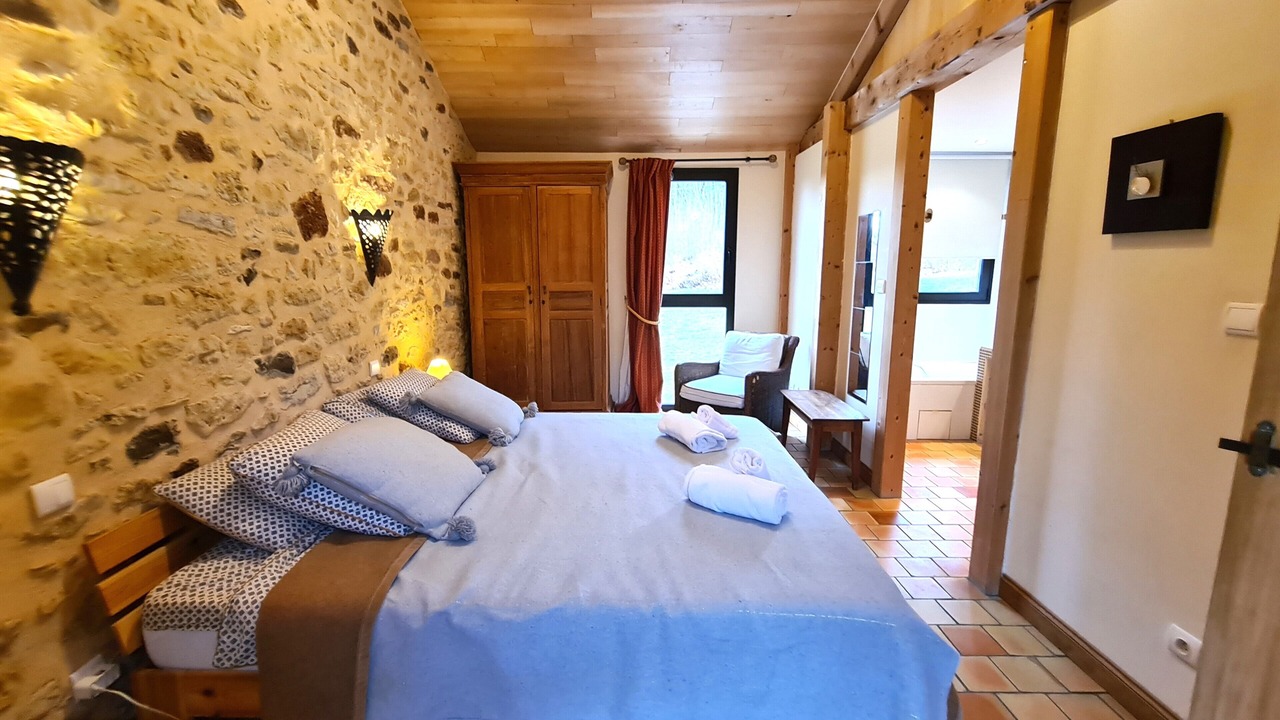 Photo of Bedroom in Saint-Laurent-la-Vallee