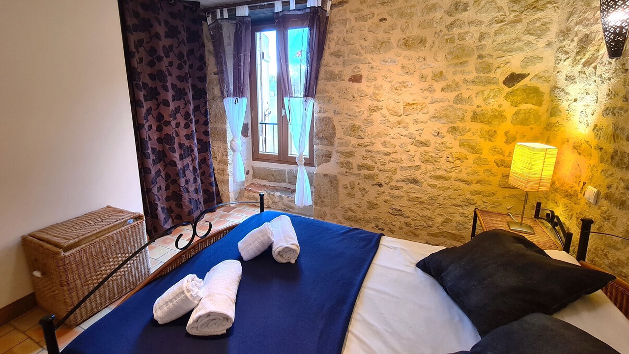 Photo of Bedroom in Saint-Laurent-la-Vallee