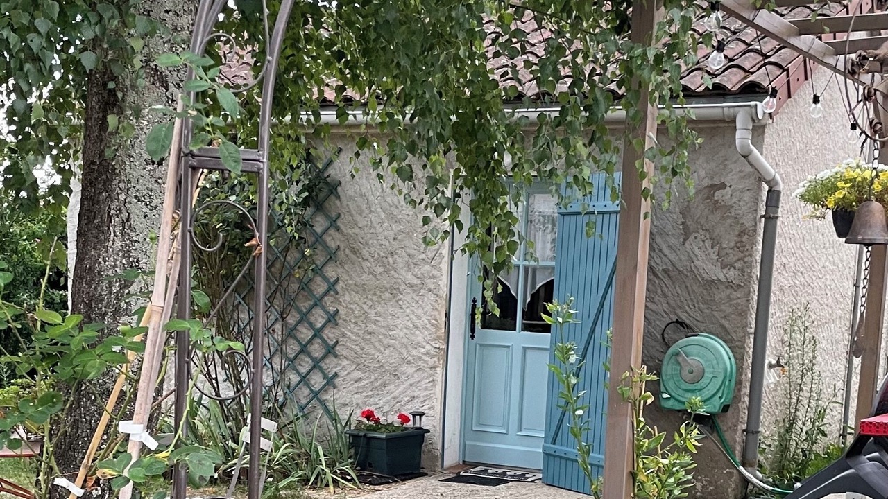 Photo of Outdoor in Saint-Priest-Bramefant