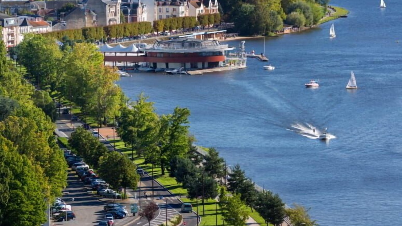 Photo of Outdoor in Saint-Priest-Bramefant