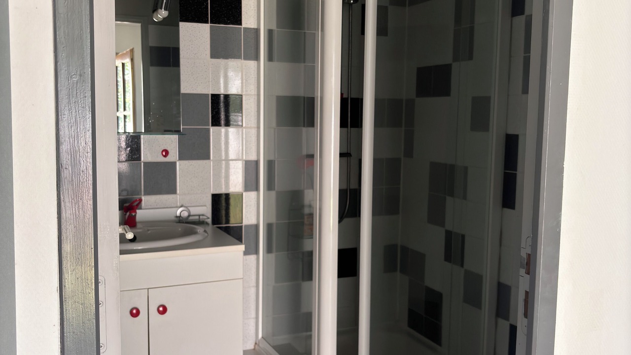 Photo of Bathroom in Saint-Priest-Bramefant