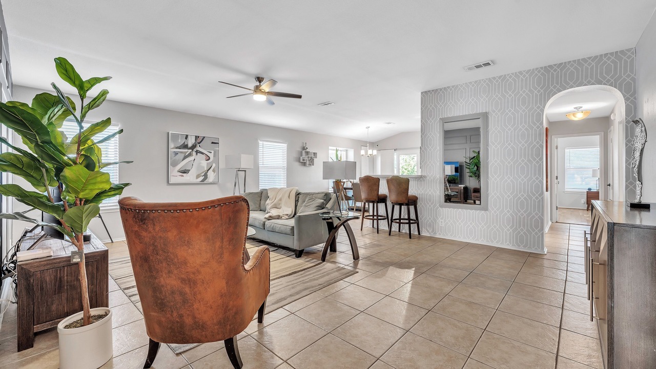 Photo of Livingroom in West San Antonio