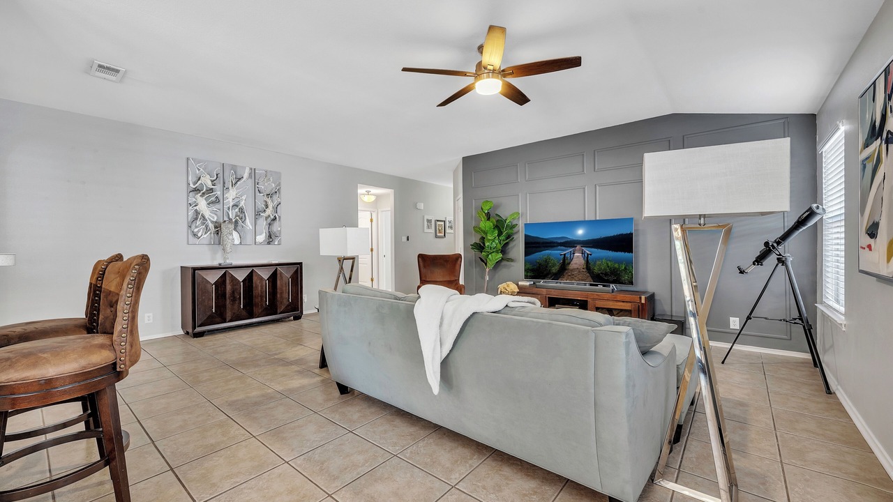 Photo of Livingroom in West San Antonio
