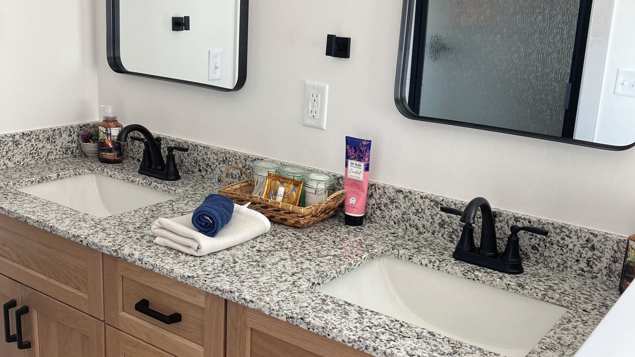 Photo of Bathroom in Canyon
