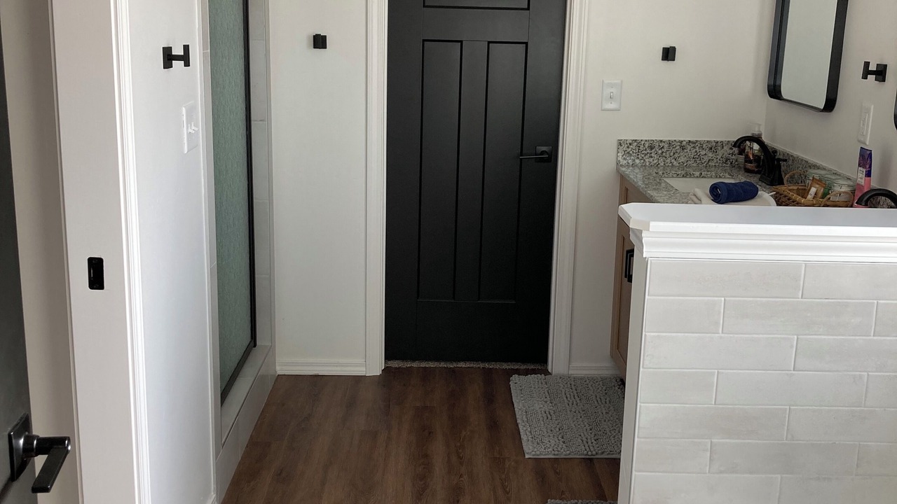 Photo of Bathroom in Canyon