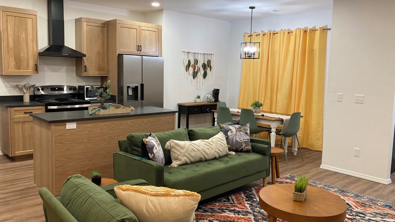 Photo of Livingroom in Canyon