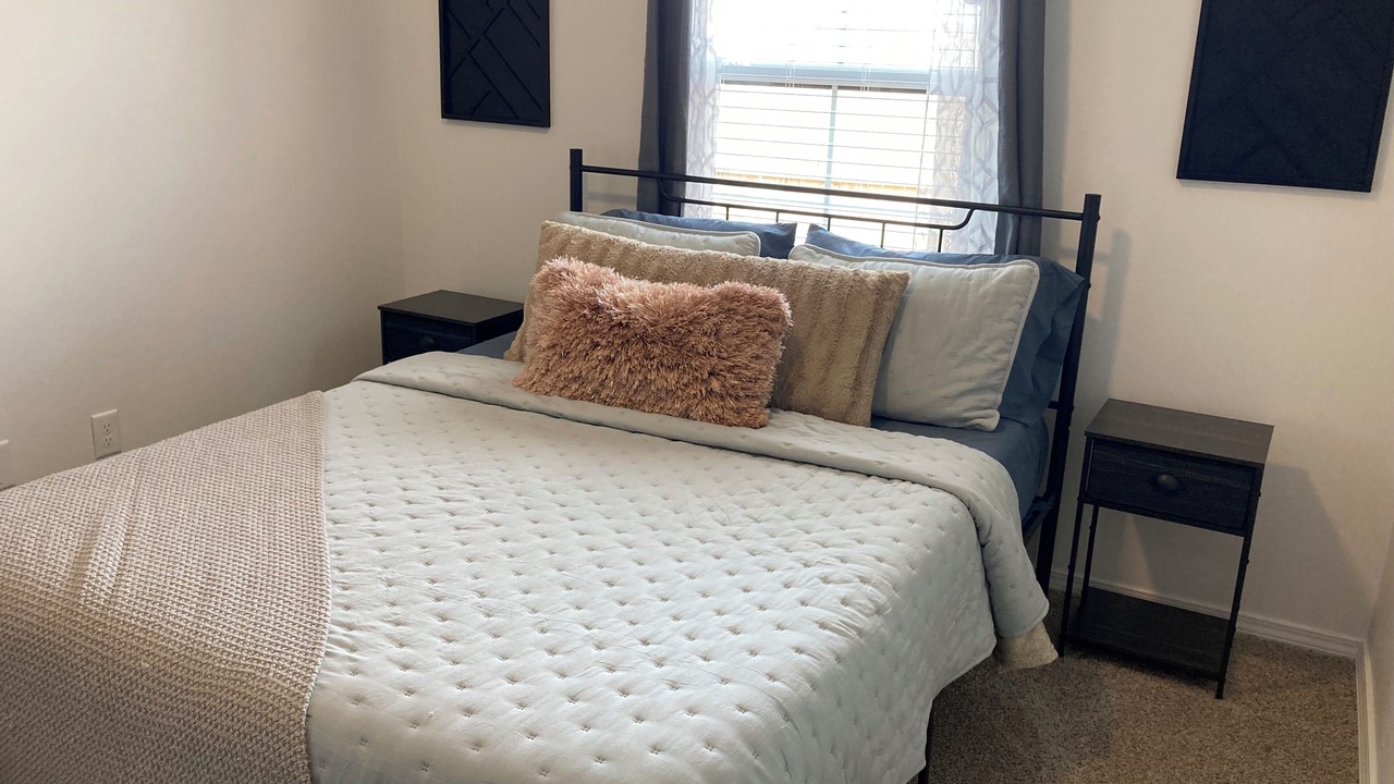Photo of Bedroom in Canyon