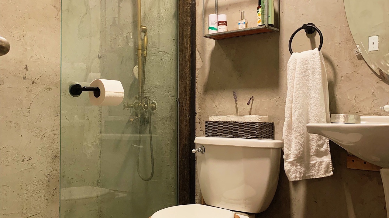 Photo of Bathroom in North Ironbound