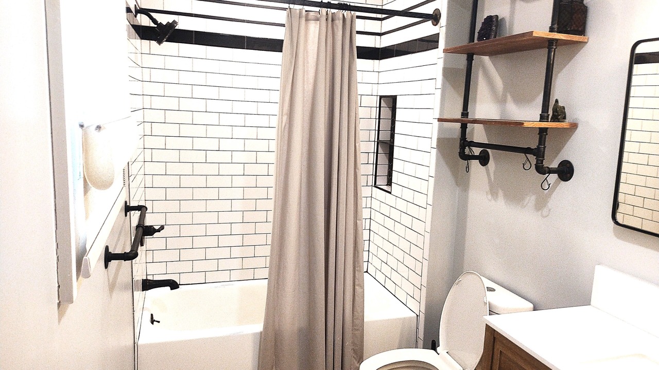 Photo of Bathroom in West End