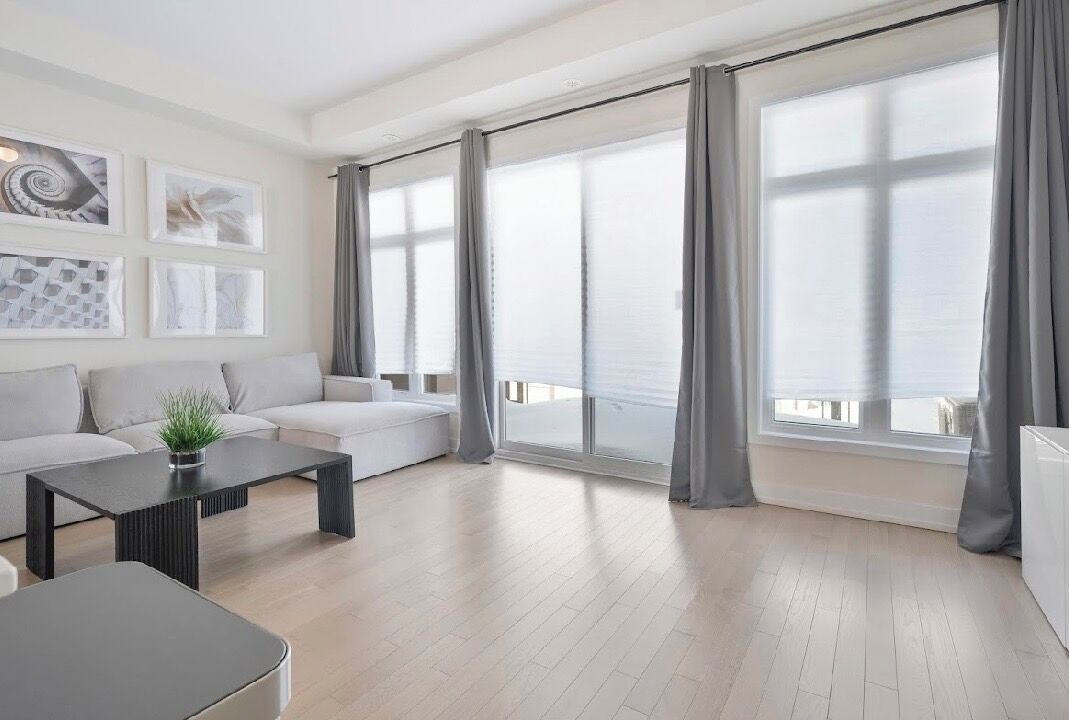 Photo of Livingroom in Oakville