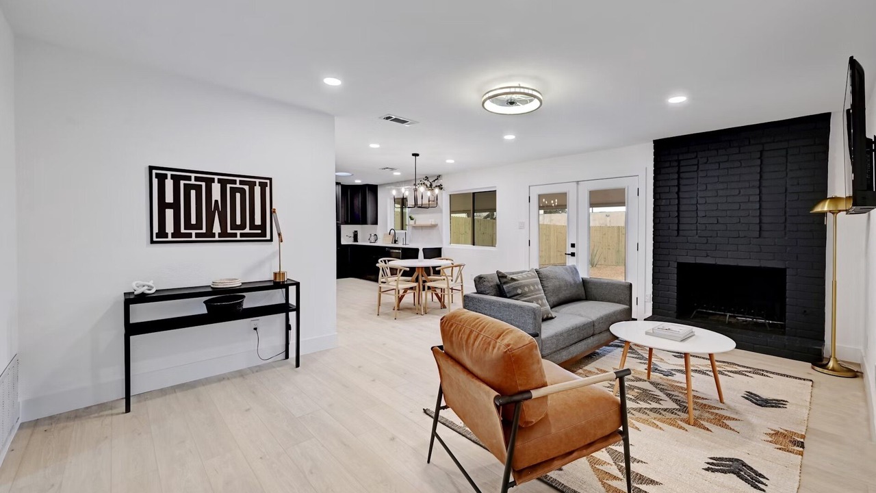 Photo of Livingroom in Sweetbriar