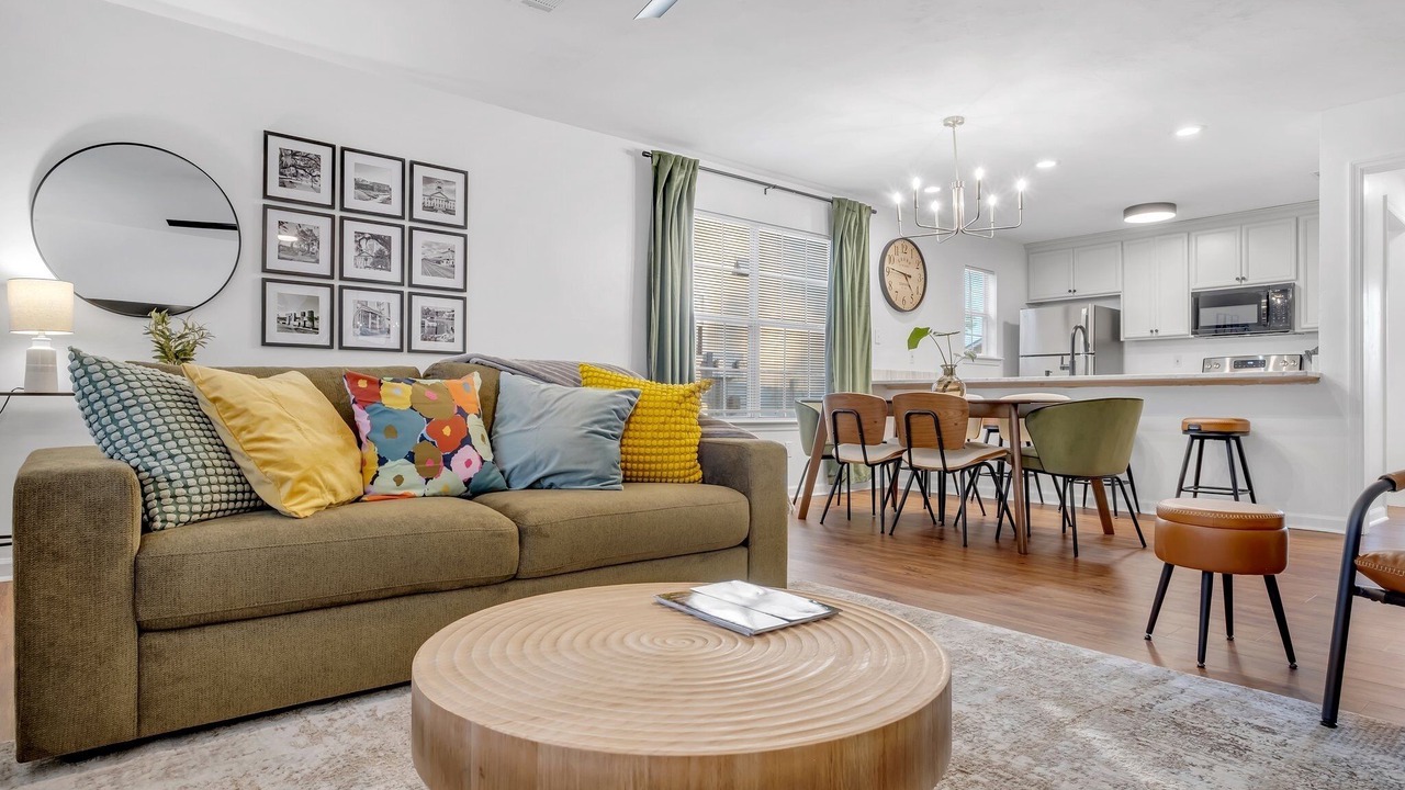 Photo of Livingroom in Tallahassee
