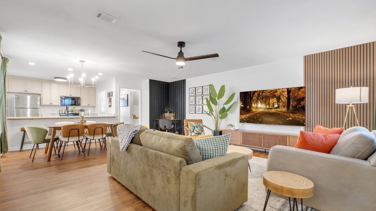 Photo of Livingroom in Tallahassee