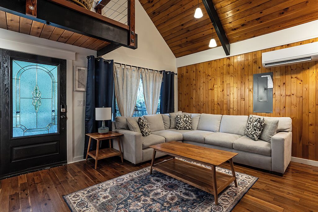 Photo of Livingroom in Sudden Valley