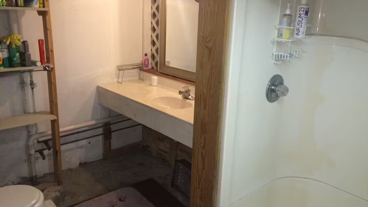 Photo of Bathroom in Steelville