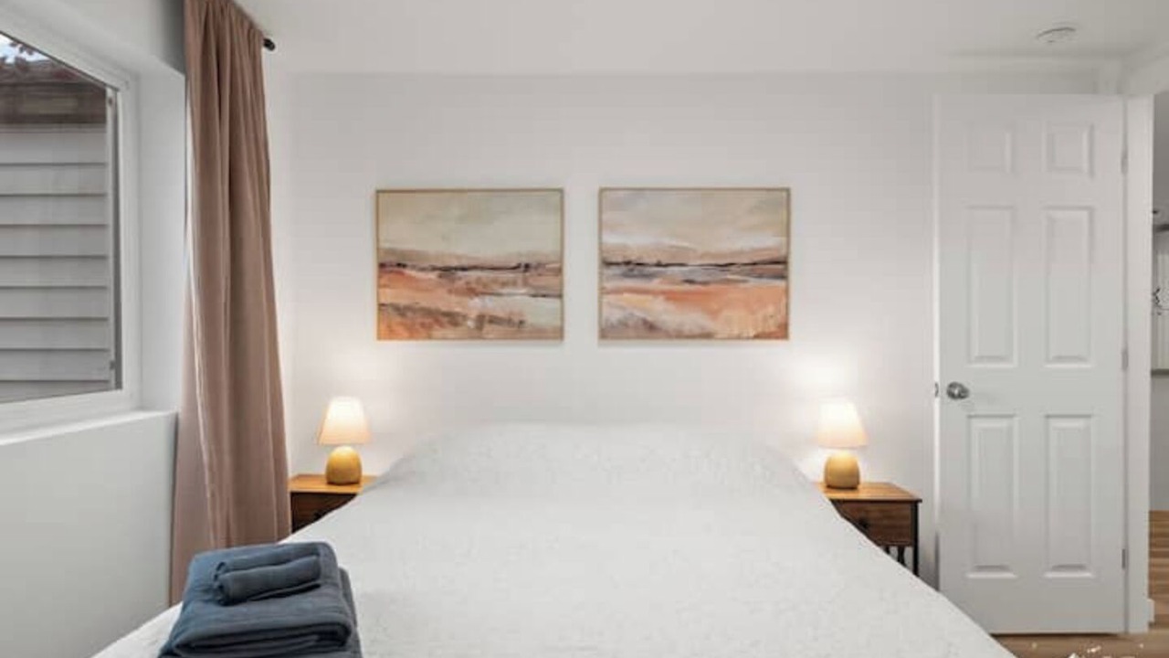 Photo of Bedroom in University Area