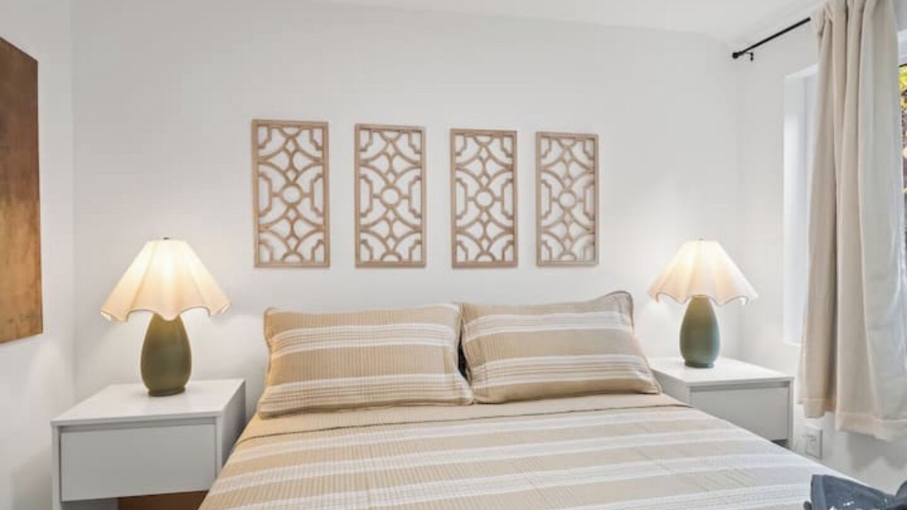 Photo of Bedroom in University Area
